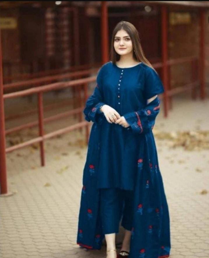 Gown Embroidery 3Pc