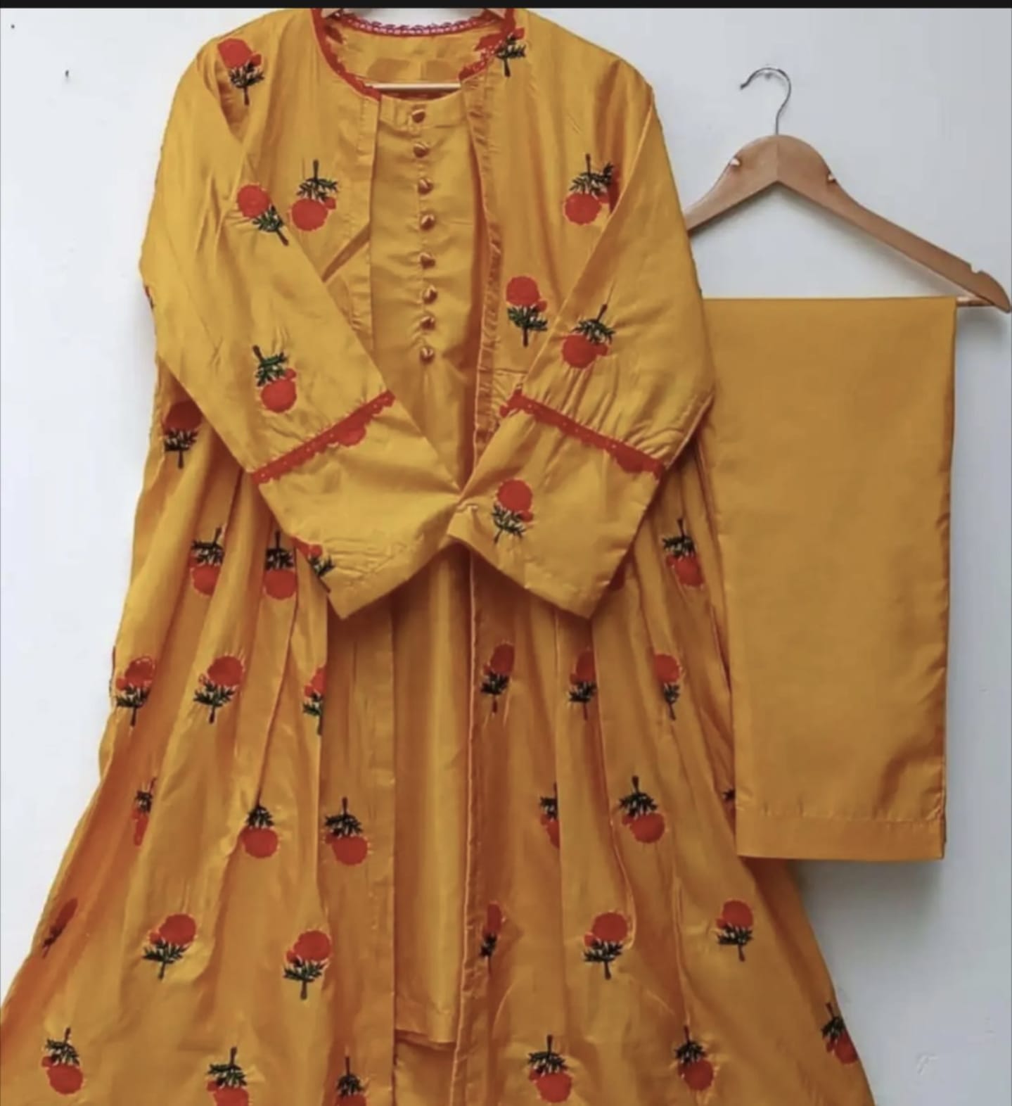 Gown Embroidery 3Pc