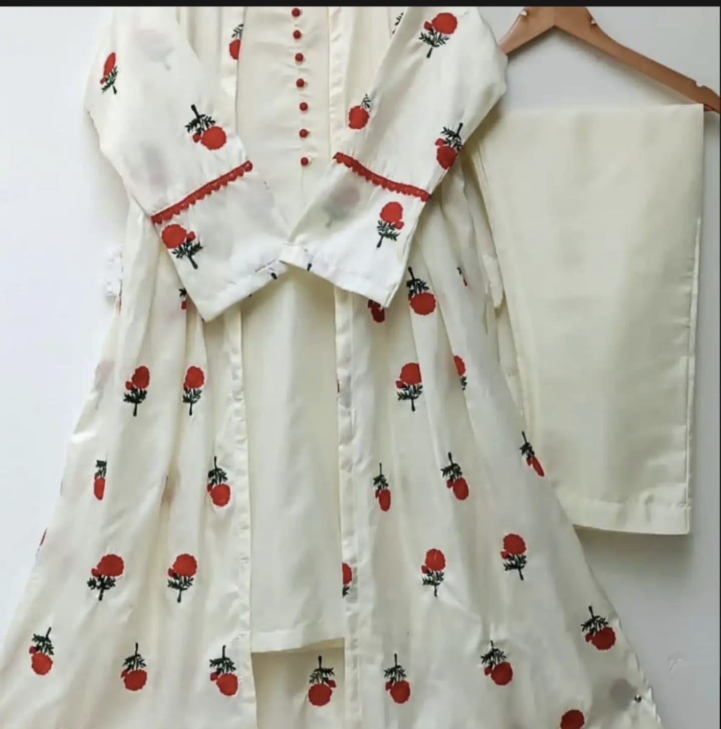 Gown Embroidery 3Pc